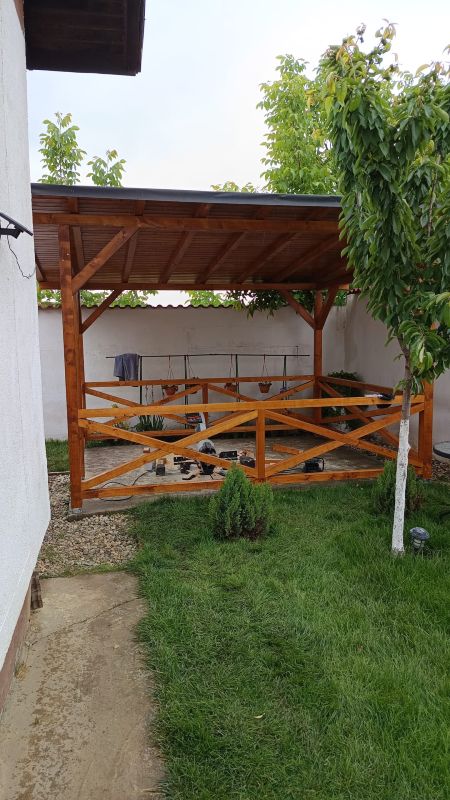 🌳 Terase și foișoare din lemn – Relaxare, eleganță și durabilitate